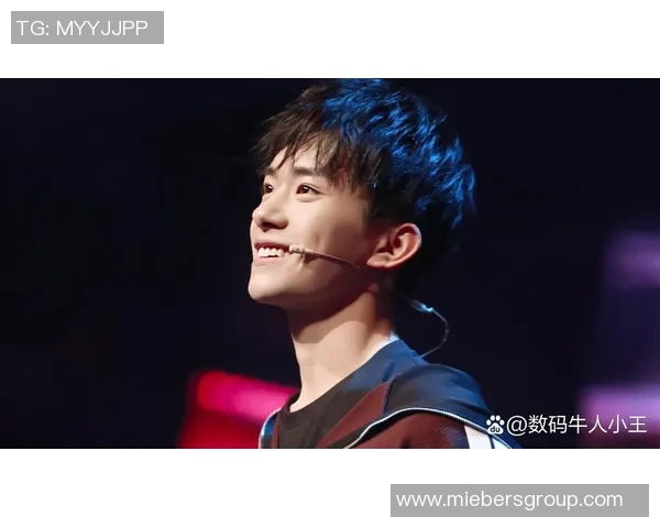 易烊千玺热爱足球 揭秘他最崇拜的球星背后的故事